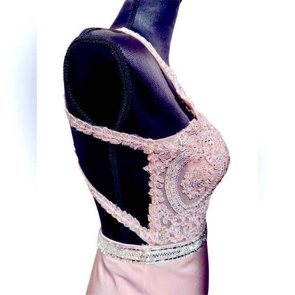 May Queen Couture Dress - Picture 2 of 16